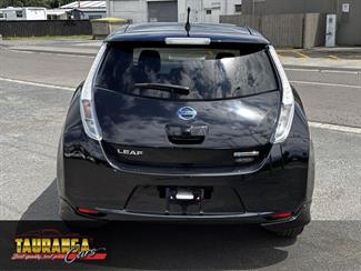 2014 Nissan Leaf - Thumbnail