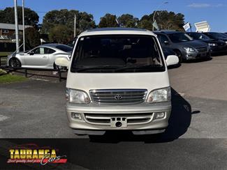 2000 Toyota Hiace - Thumbnail