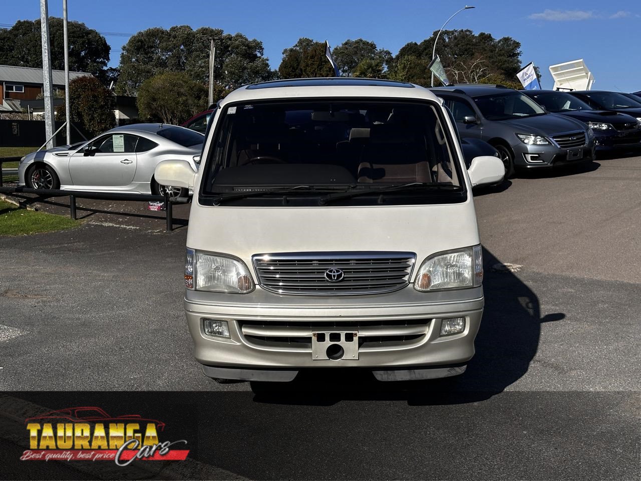 2000 Toyota Hiace