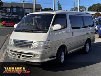 2000 Toyota Hiace - Thumbnail