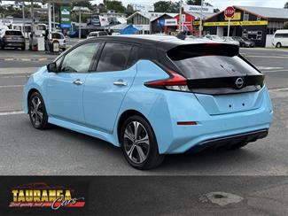 2019 Nissan Leaf - Thumbnail